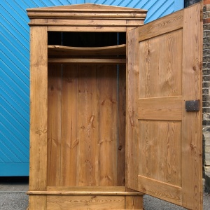Mid 19th Century French Pine Single Door Wardrobe – Original French Antique